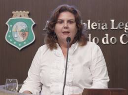 Dep. Fernanda Pessoa (PR)