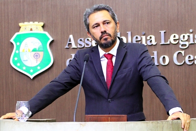 Deputado Elmano Freitas