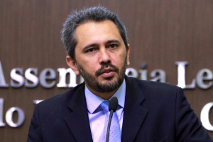 Deputado Elmano Freitas