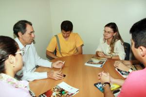 Alunos visitam ALCE