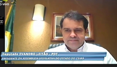 Presidente da AL, deputado Evandro Leitão, durante sessão plenária remota