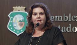 Dep. Fernanda Pessoa (PR)