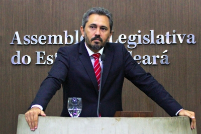 Deputado Elmano Freitas