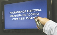 Ontem à tarde, três dos oito candidatos à Prefeitura de Fortaleza repetiram, na televisão, os programas que exibiram no dia anterior