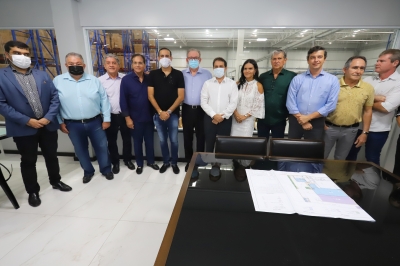 Deputados visitam Polo Industrial Químico de Guaiúba