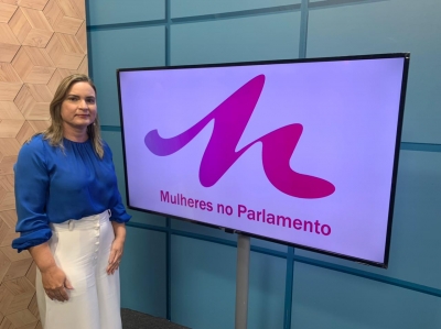 Mulheres no Parlamento conversa com a primeira-dama da Assembleia Legislativa