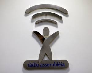 Rádio FM Assembleia terá programação diferenciada durante recesso 