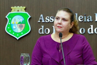 Deputada Fernanda Pessoa