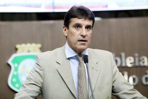 Deputado Agenor Neto (PMDB)- Presidente da Comissão de Trabalho, Administração e Serviço Público