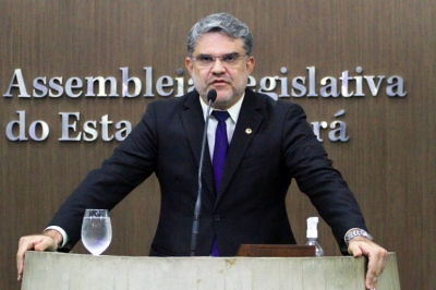 Deputado Leonardo Pinheiro