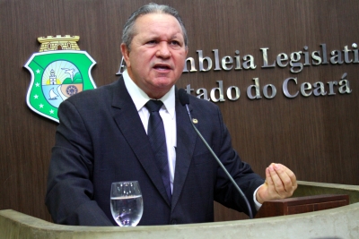 Deputado Roberto Mesquita