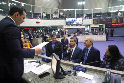 Deputado Edilardo Eufrásio, toma posse durante a sessão plenária 